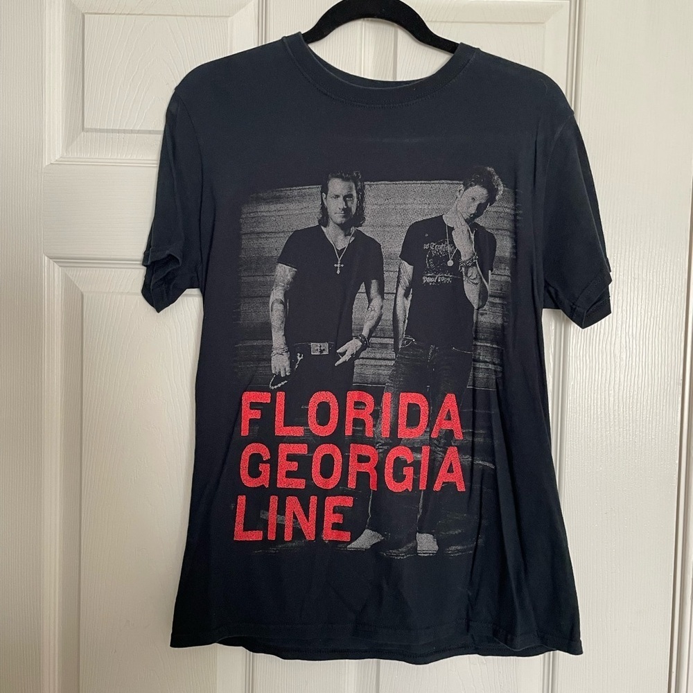 Gildan Black Florida Georgia Line Graphic T-Shirt Tour 2015 Concert Tee